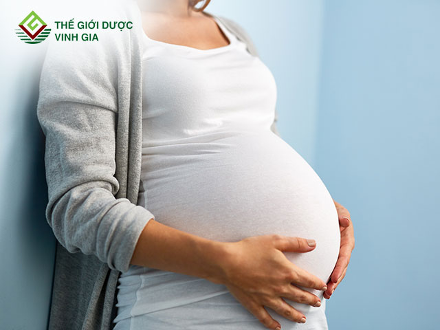 Phụ nữ mang thai rất dễ bị viêm nhiễm ở vùng kín do nồng độ tiết tố tăng cao hơn bình thường