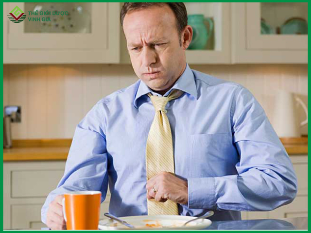 Đầy bụng khó tiêu do rối loạn tiêu hóa khiến bụng luôn căng tức khó chịu